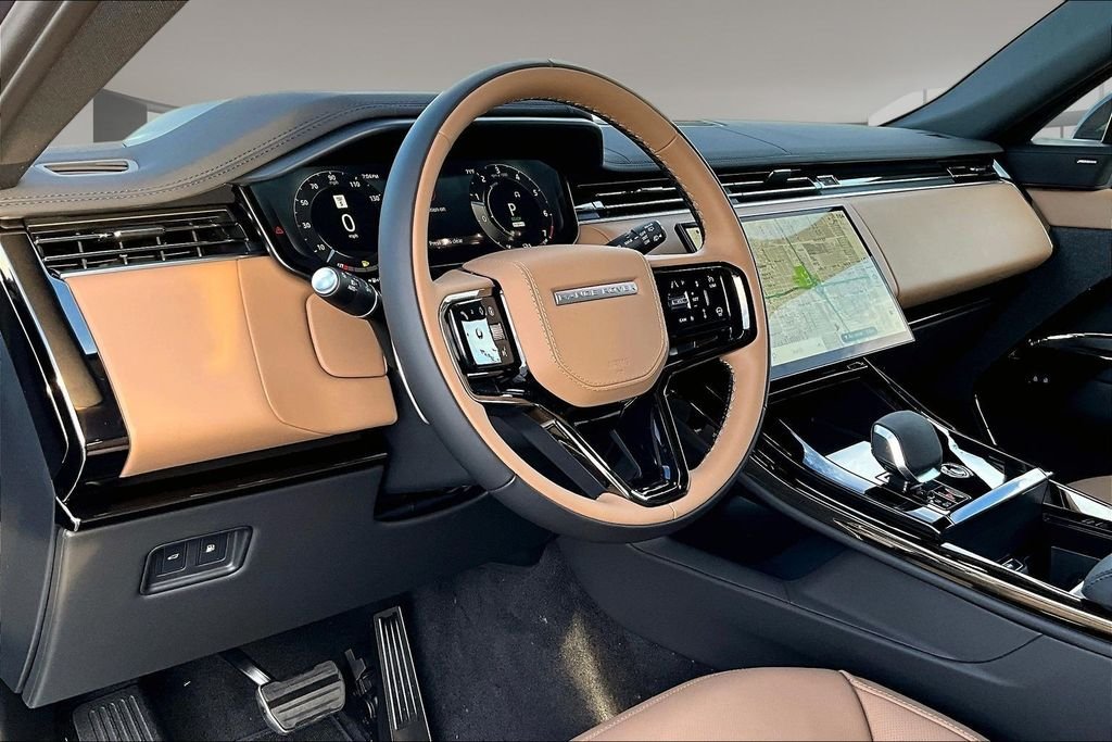 New 2026 VARESINE BLUE Land Rover Dynamic SE image 7
