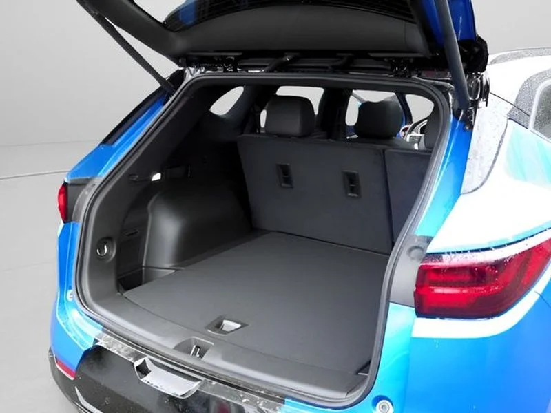 Used 2025 Riptide Blue Metallic Chevrolet RS image 8