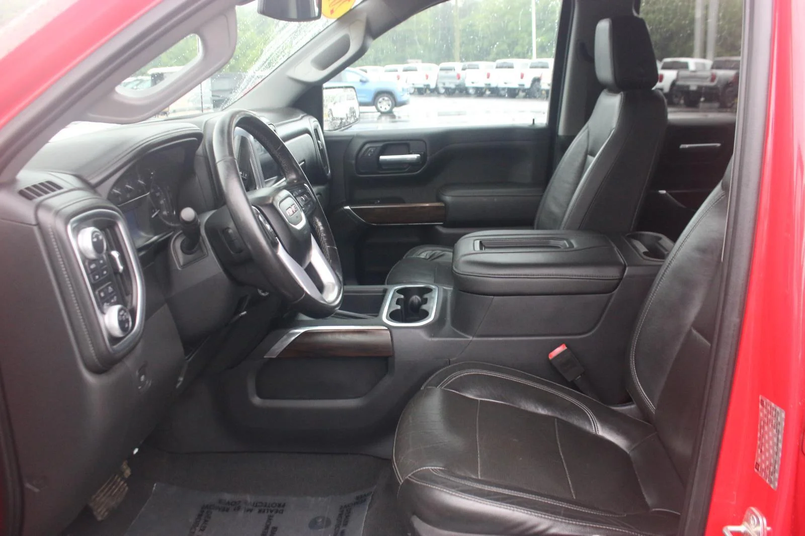 Used 2019 CARDINAL RED GMC SLT image 19