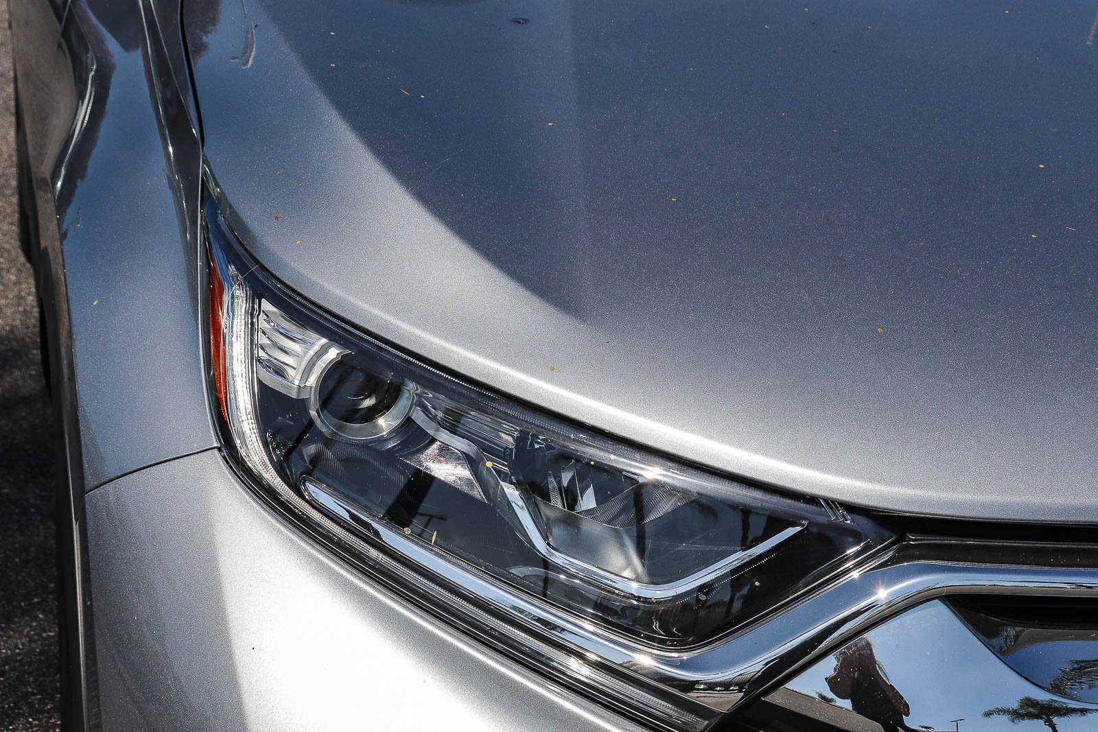 Certified Used 2019 Lunar Silver Metallic Honda LX image 6