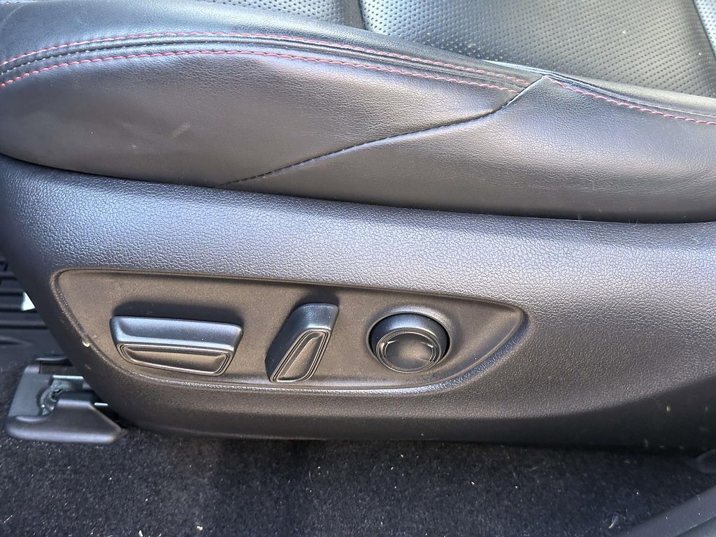 2023 Toyota RAV4 XSE - Photo 14