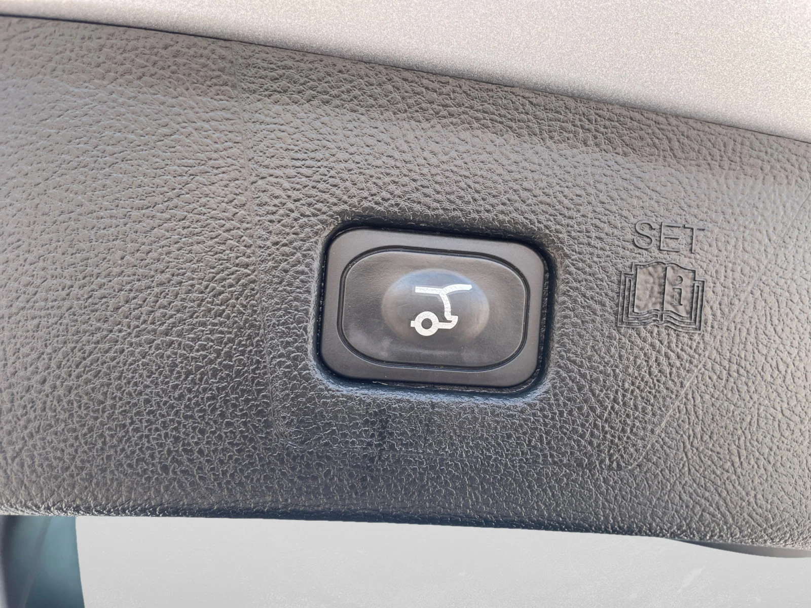 Used 2024 SILVER Ford ST LINE AWD image 11
