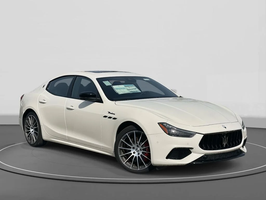 2024 Maserati Ghibli Modena Ultima Q4's photo