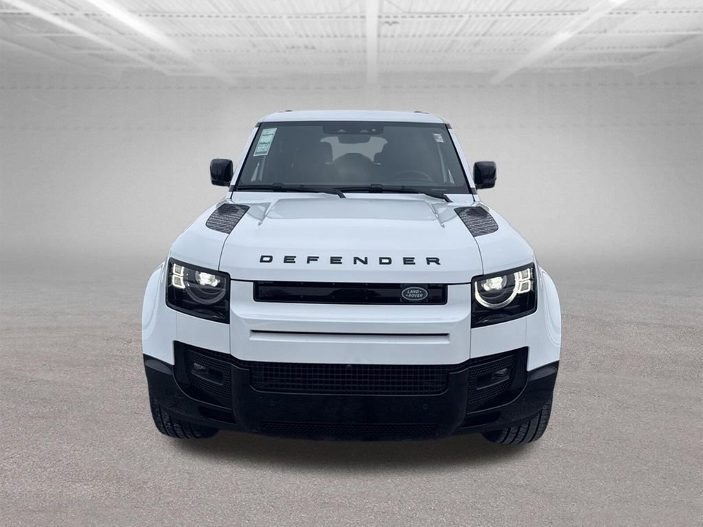 2025 Land Rover Defender X-Dynamic SE - Photo 4