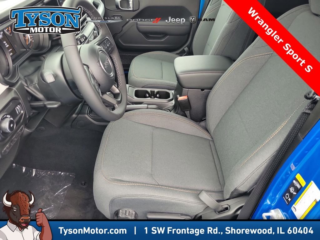 New 2026 Hydro Blue Pearl-Coat Exterior Paint Jeep Sport S image 18