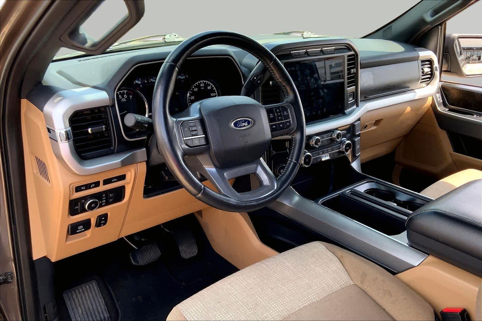 Certified Used 2022 Gray Ford XLT image 17