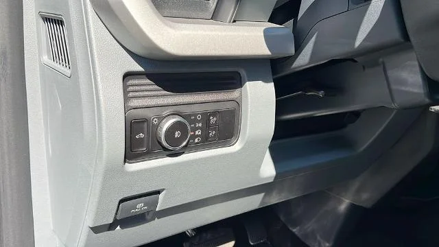 New 2026 Agate Black Metallic Ford F-250® XL image 38