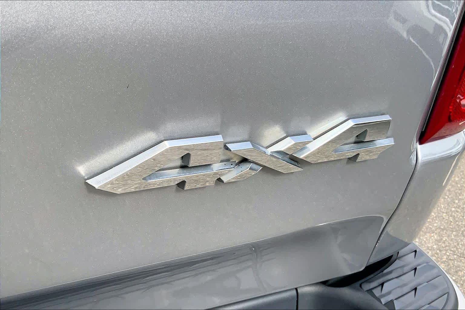 Used 2020 Billet Silver Metallic Clearcoat Ram Longhorn image 10
