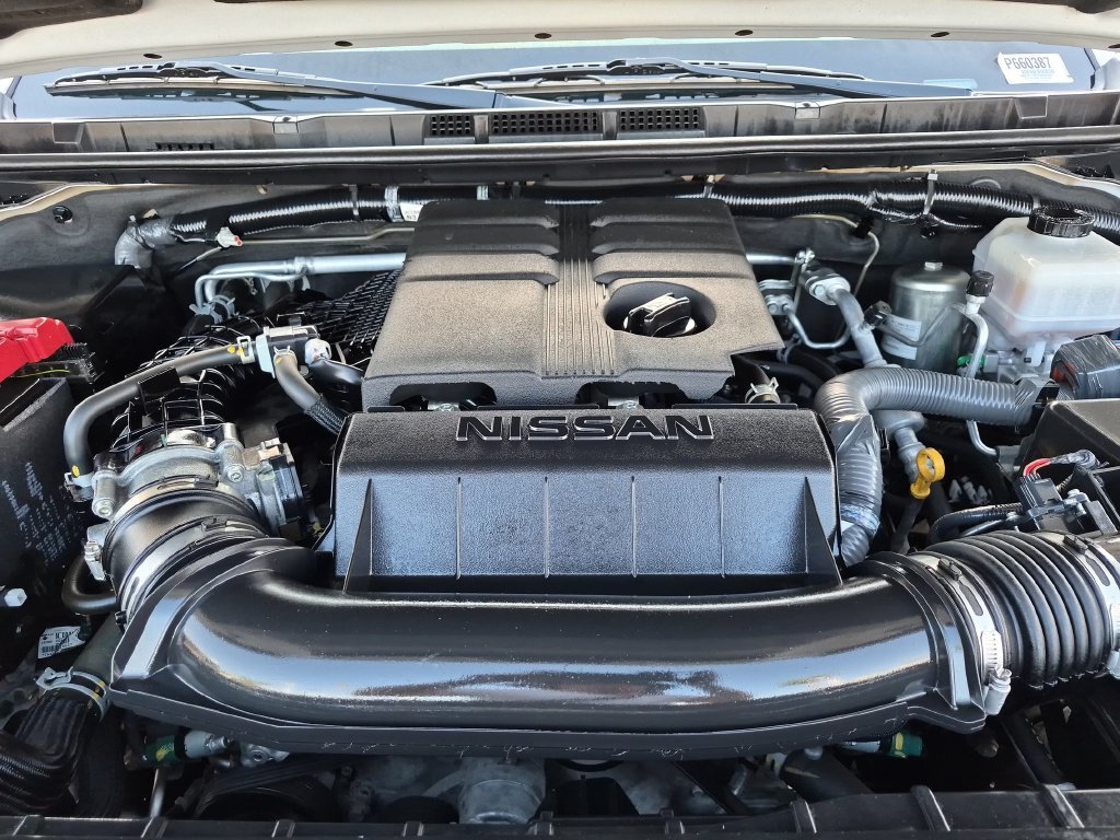 Used 2023 White Nissan SV image 33