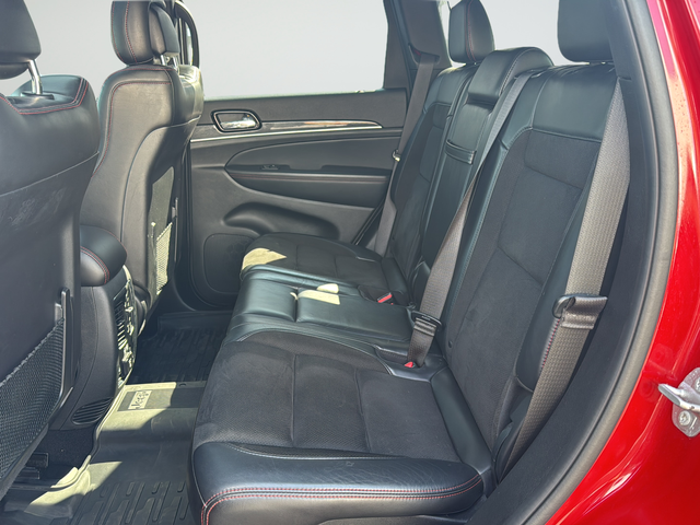 Used 2021 Red Jeep Trailhawk image 25