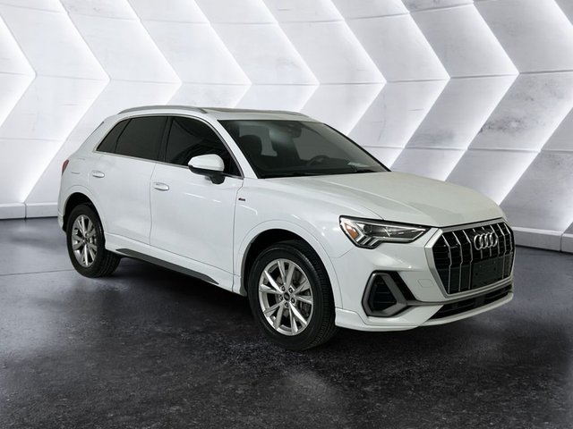 2022 Audi Q3 Premium Plus