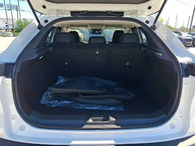 Certified Used 2024 White Mazda 2.5 S image 27