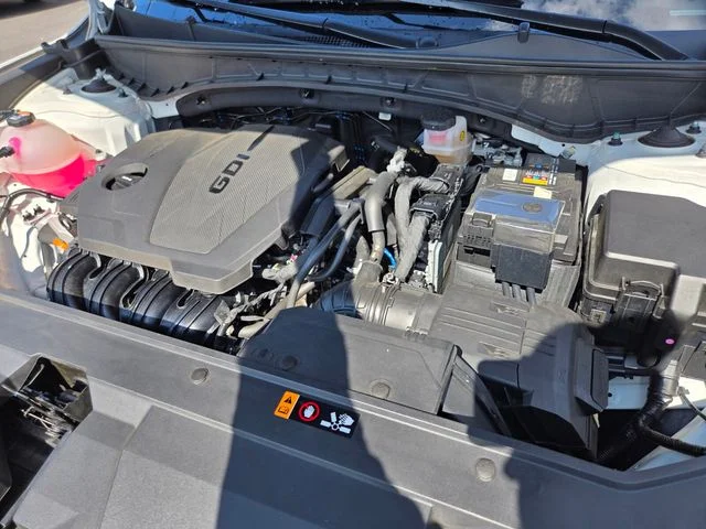 Used 2024 White Hyundai SEL image 24
