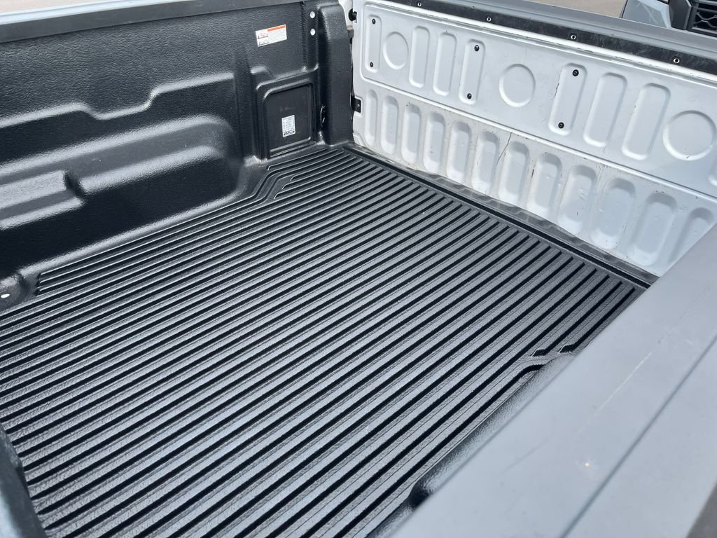 Used 2025 White Ford XL image 12