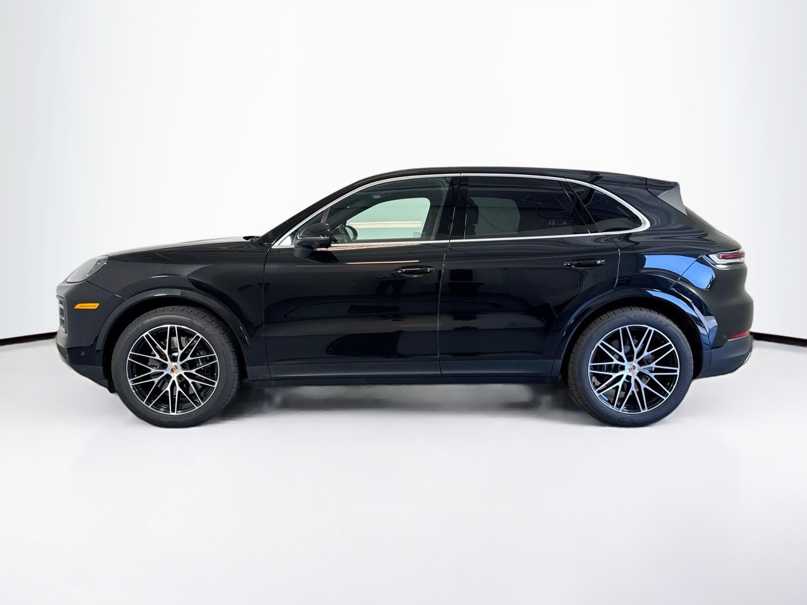 Used 2025 Chormite Black Porsche  image 2