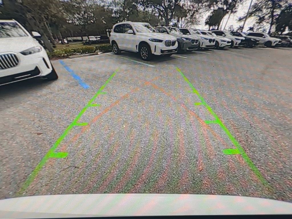 New 2026 Alpine White BMW xDrive40i image 21