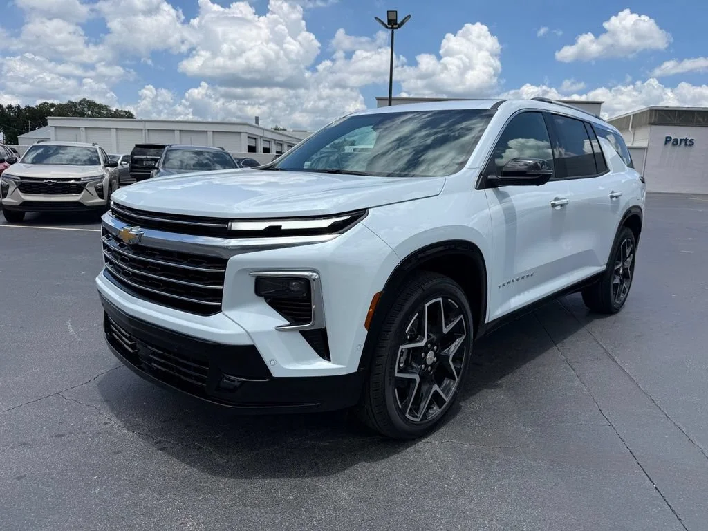 2026 Chevrolet Traverse High Country - Photo 4