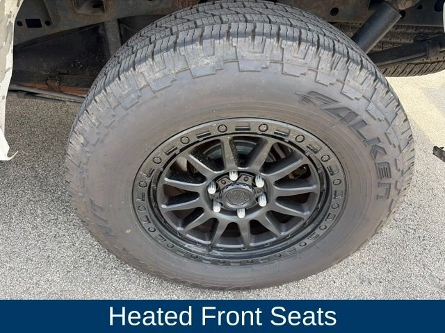 Used 2015 White Ford XLT image 29