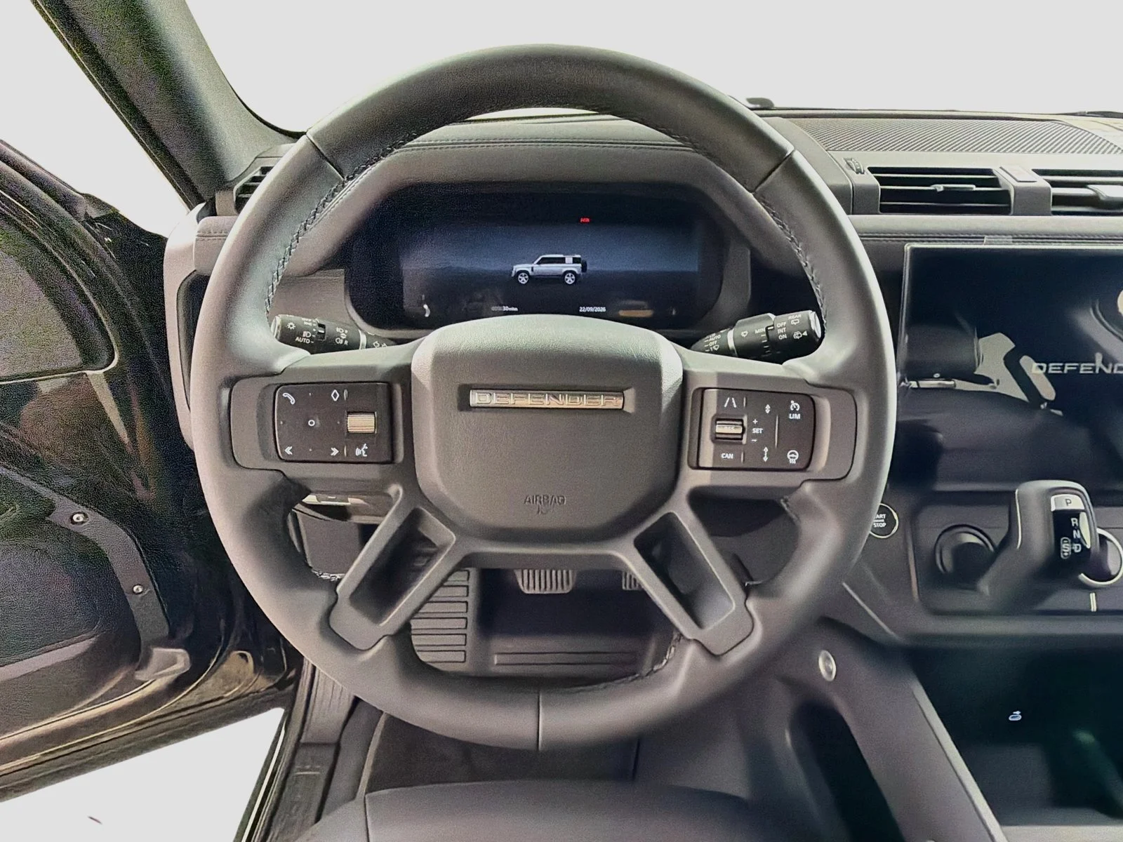 New 2026 Santorini Black Land Rover X-Dynamic SE image 11