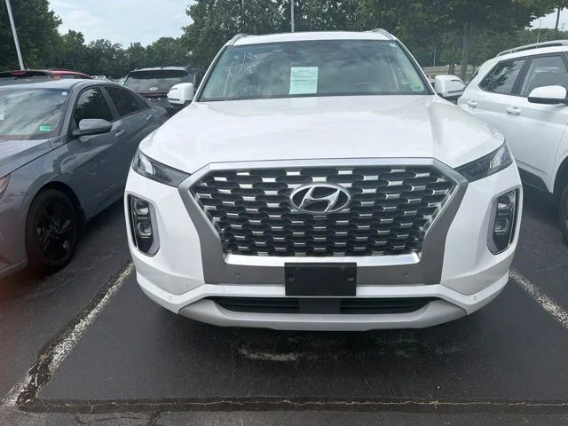 Used 2022 Hyper White Hyundai Limited image 3
