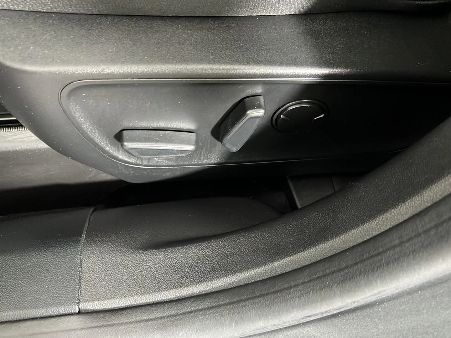 Used 2023 Gray Metallic Ford Active image 16