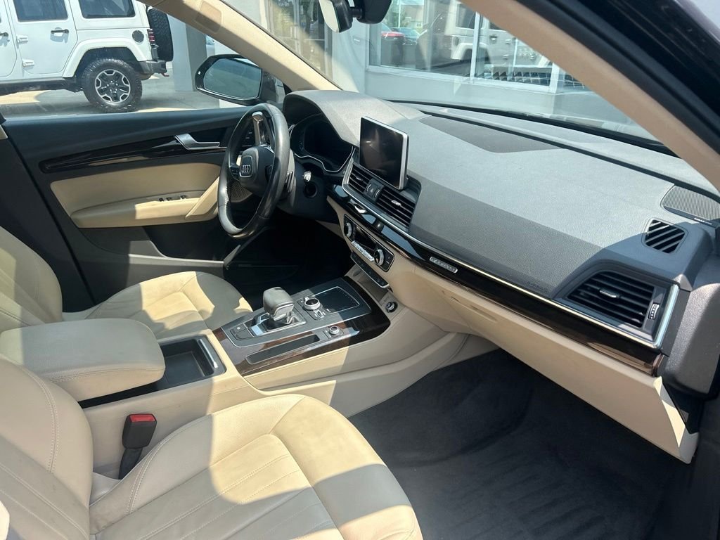 Used 2018 Blue Audi 2.0T image 7