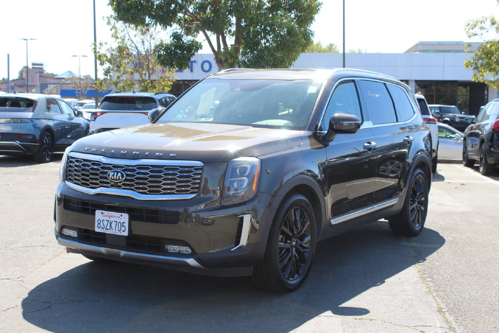 Used 2021 Green Kia SX image 3