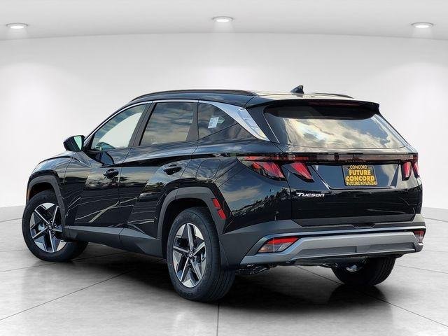 New 2026 Black Hyundai SEL FWD image 5