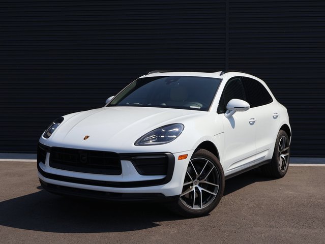 2026 Porsche Macan 