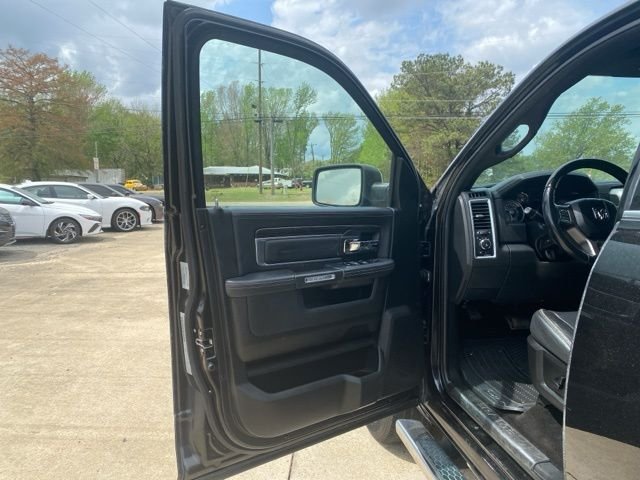 Used 2017 Black Ram Laramie Longhorn image 17