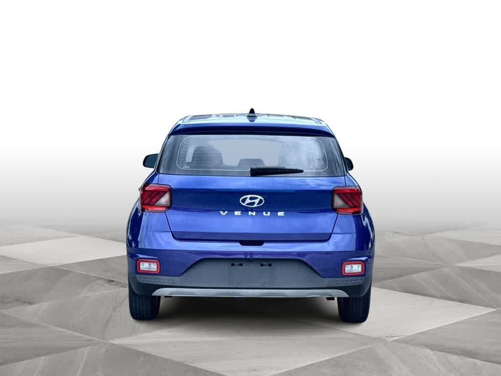 Used 2021 Intense Blue Hyundai SE image 7