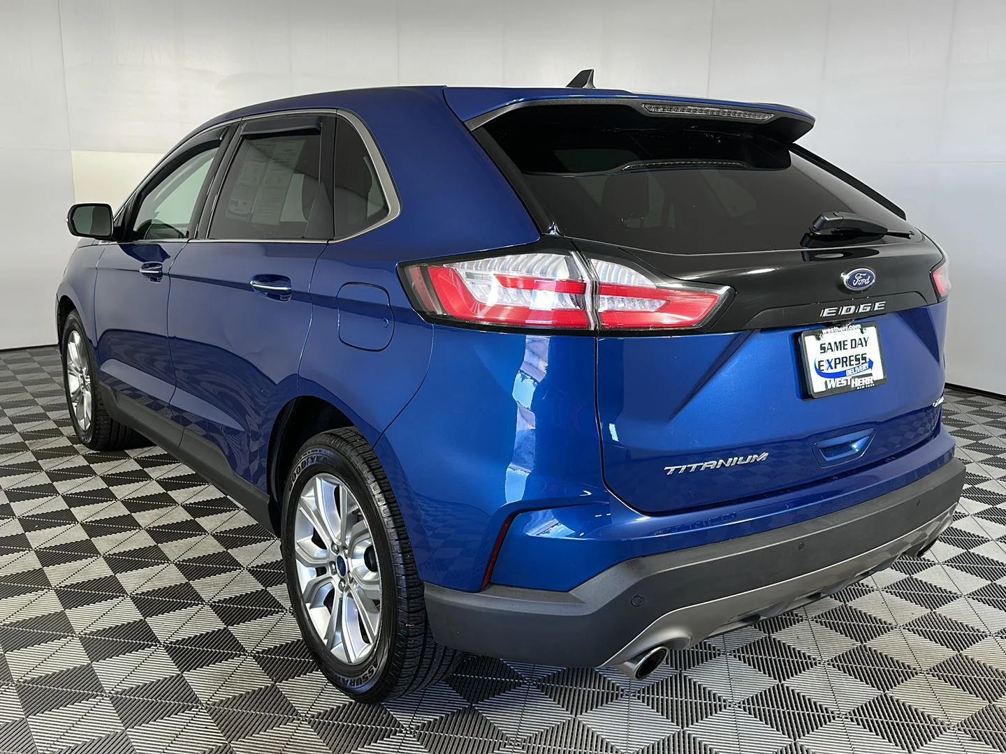 Used 2022 Atlas Blue Ford Titanium image 21