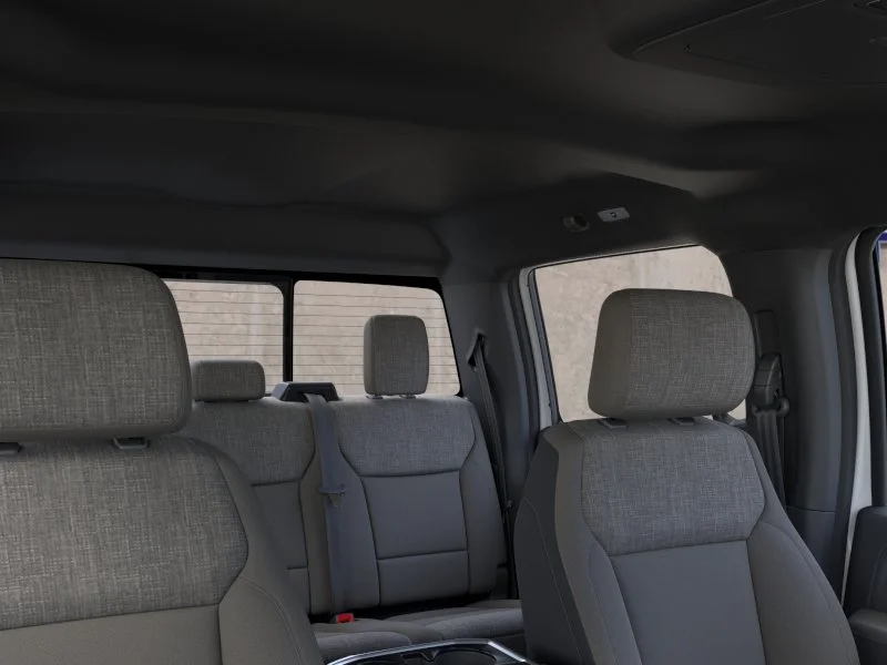 New 2026 Oxford White Ford XLT image 22