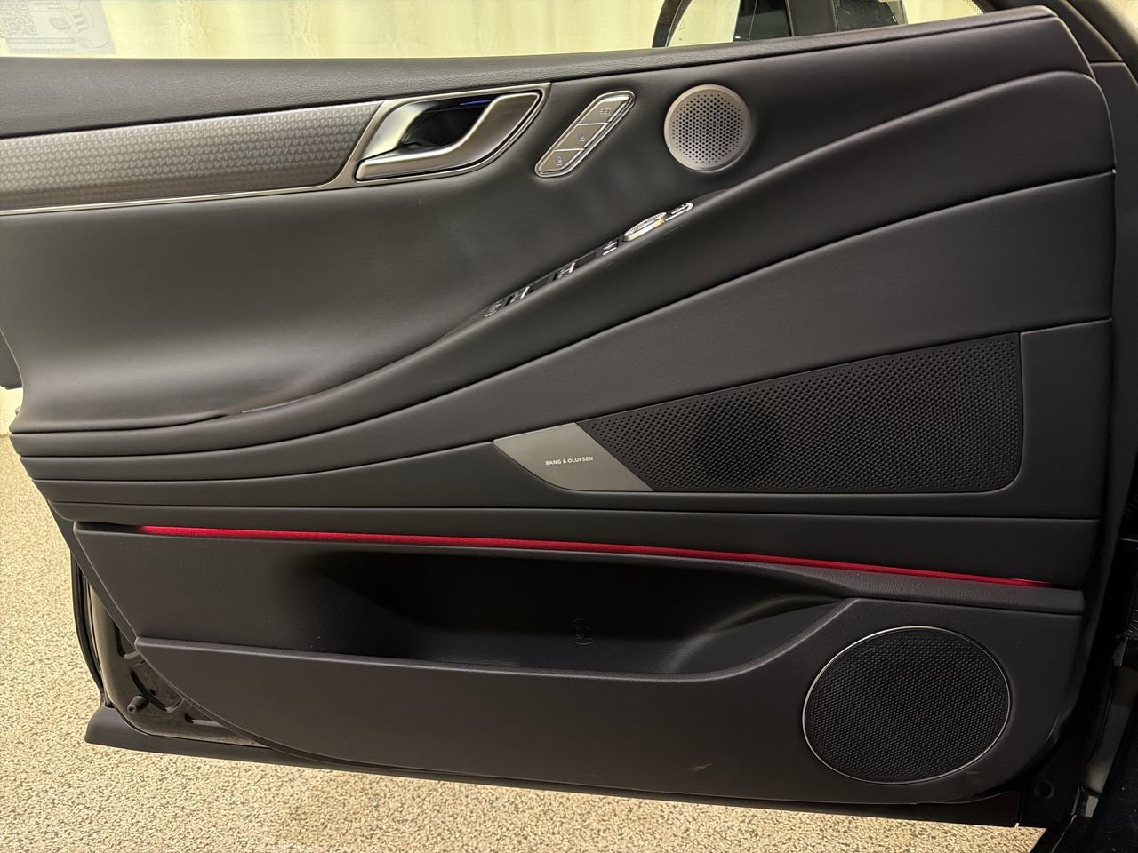 New 2026 Vik Black Genesis 2.5T SPORT PRESTIGE image 18