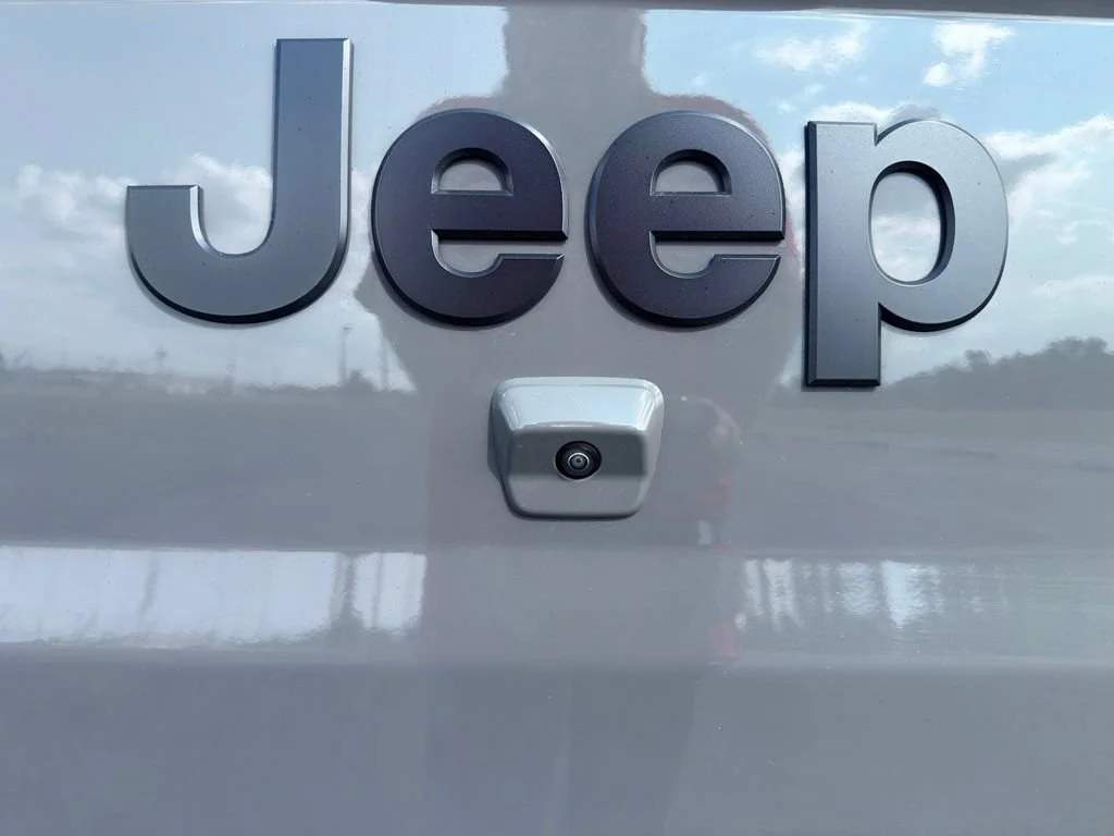 Used 2022 Gray Jeep Willys image 20