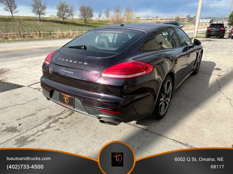 2016 Porsche Panamera Base - Photo 7