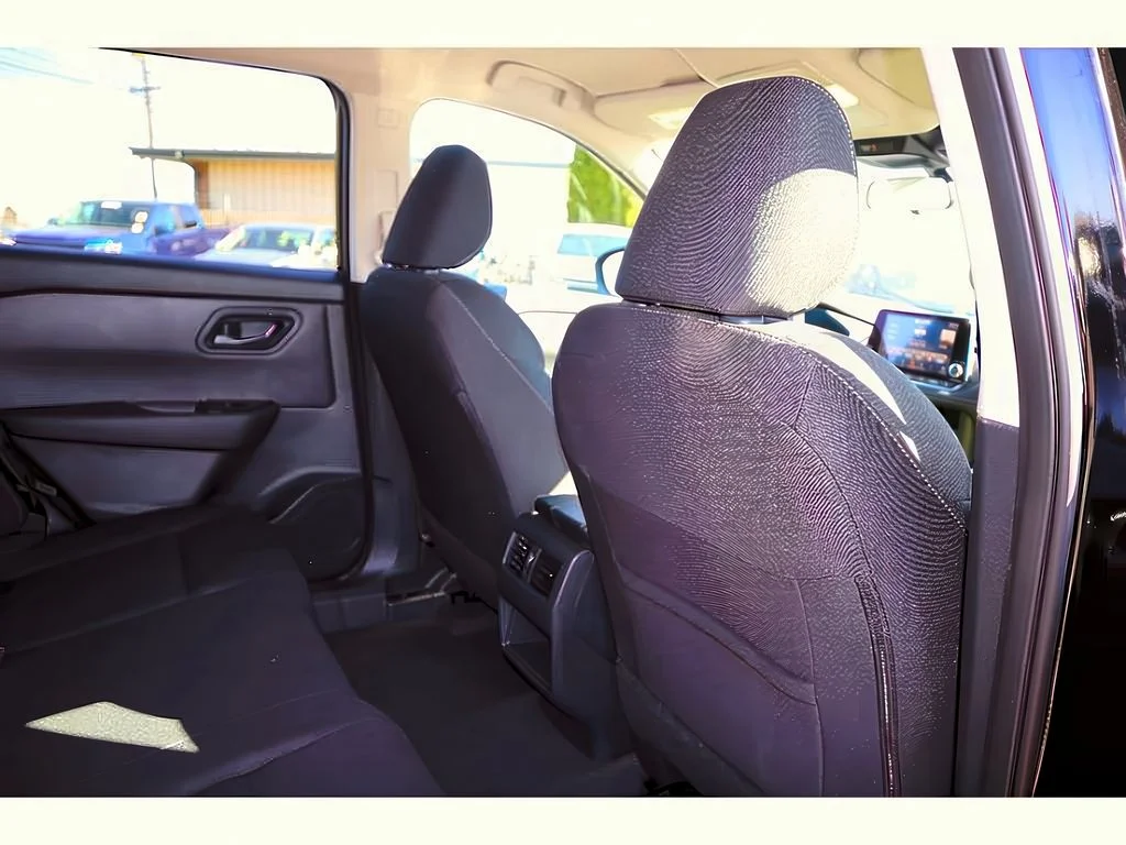 2024 Nissan Rogue S - Photo 24