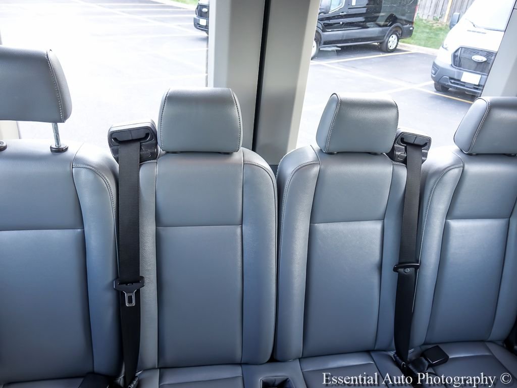 Used 2019 Oxford White Ford XL image 24