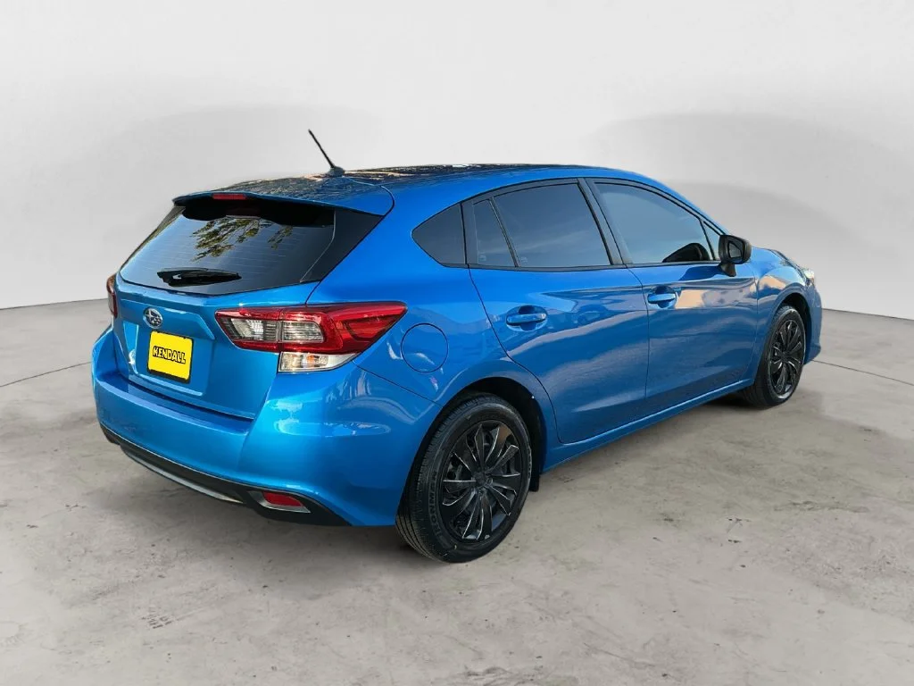 Used 2022 Blue Subaru Base image 5