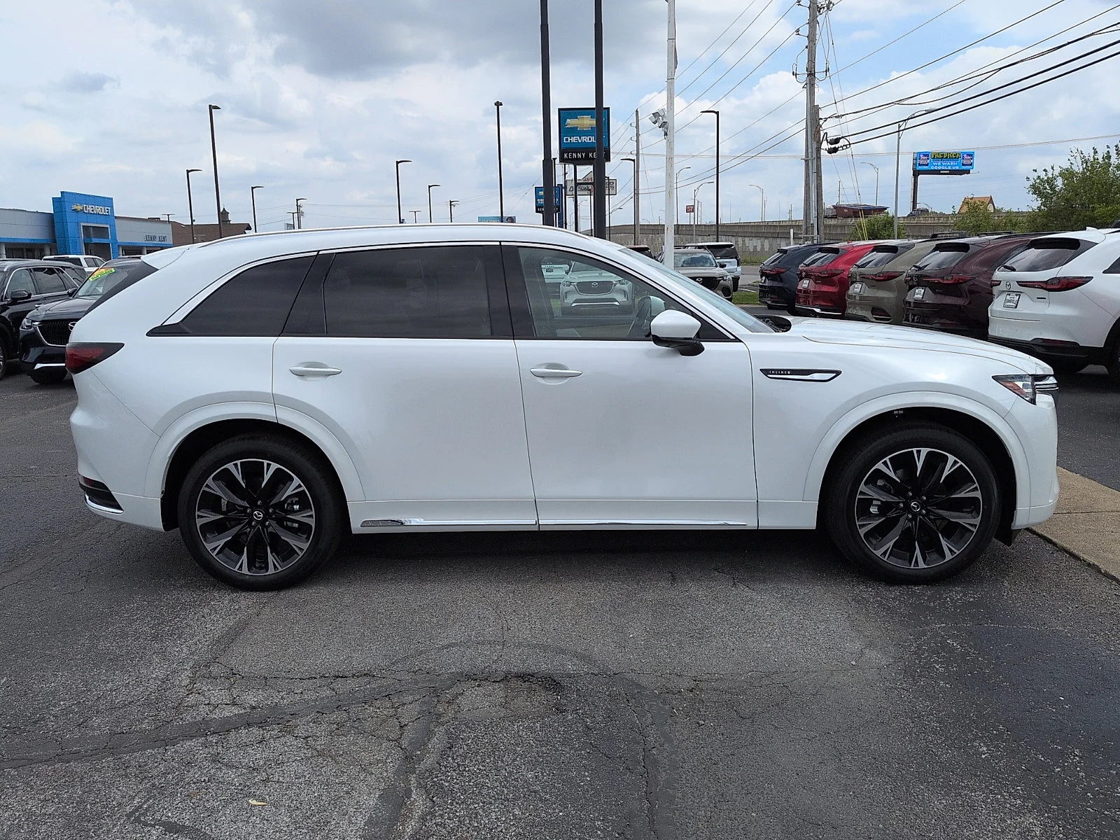 New 2026 Rhodium White Premium Mazda S Premium Plus image 2
