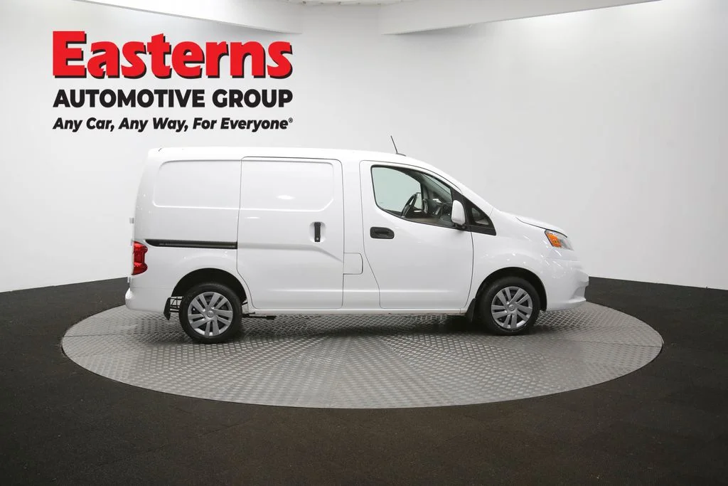 Used 2021 White Nissan SV image 43