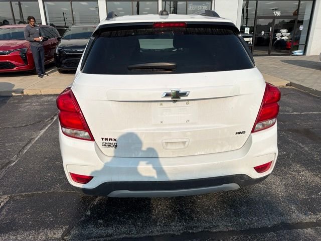 Used 2020 White Chevrolet LT image 5