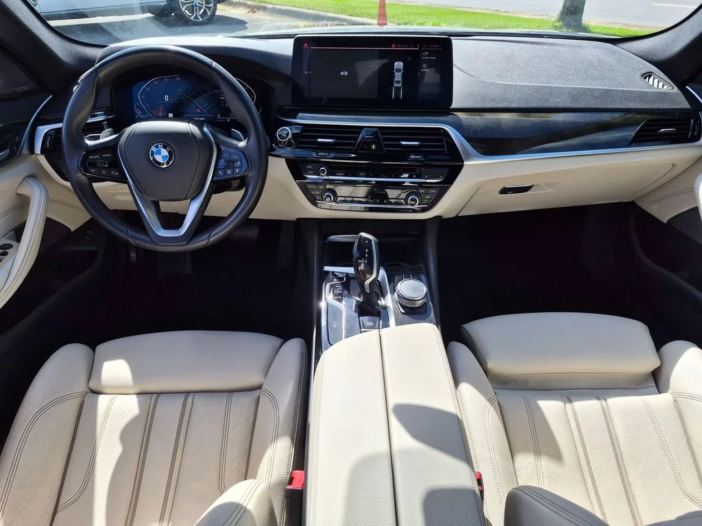 Used 2023 Gray BMW 530i image 21