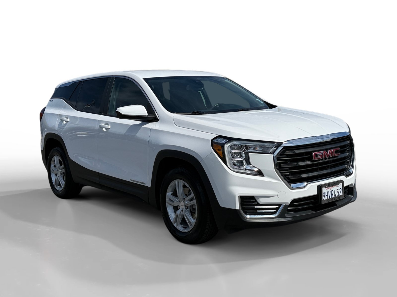 Used 2024 Summit White GMC SLE image 7