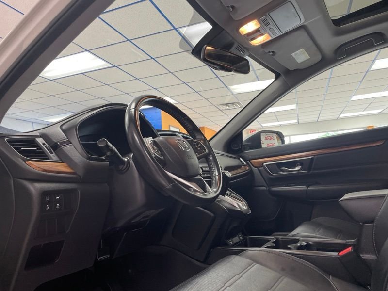 Used 2021 White Honda EX-L image 21