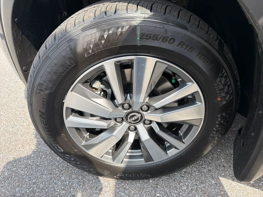 New 2026 Nissan Pathfinder SL 4D Sport Utility