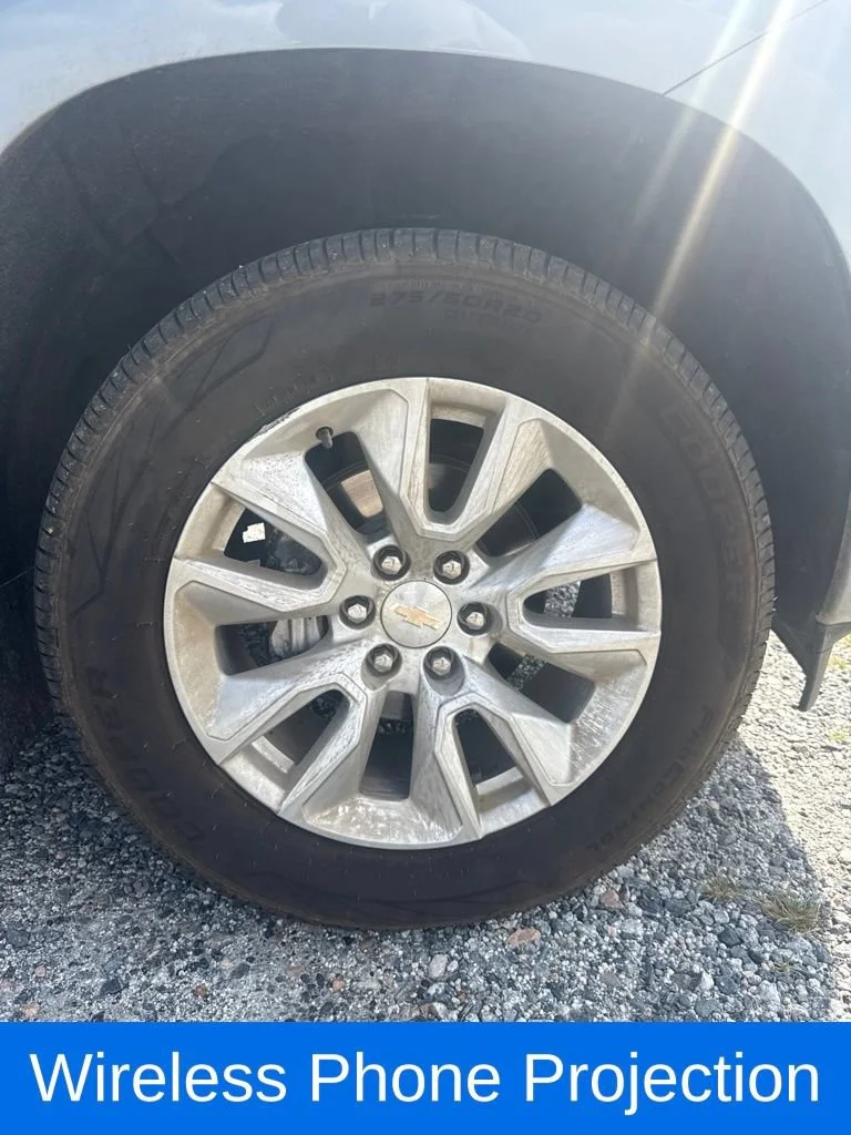 Used 2023 STERLING GRAY METALLIC Chevrolet Custom image 18