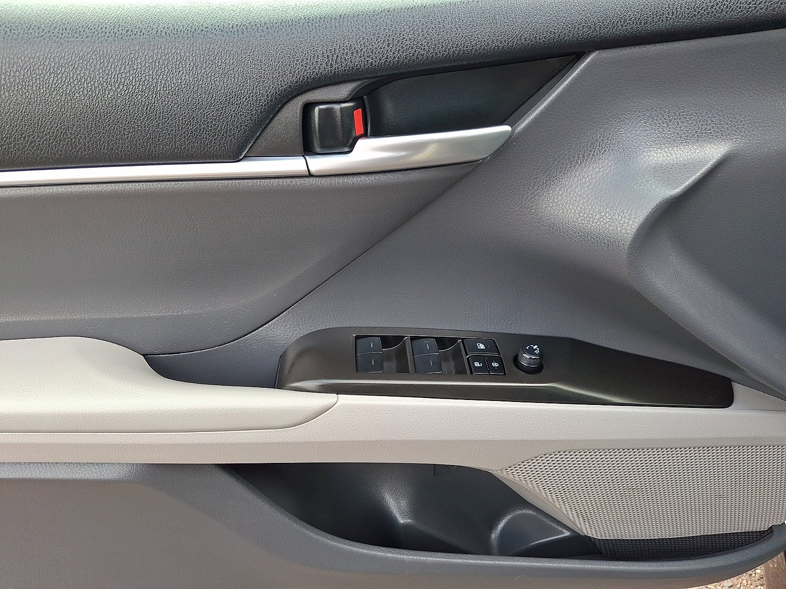 Used 2023 Gray Toyota LE image 11