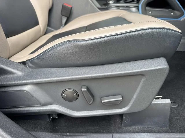 Certified Used 2024 Gray Ford Wildtrak image 24