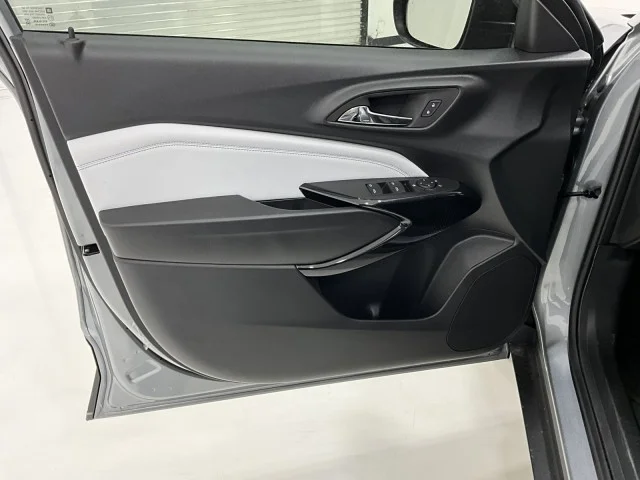 2026 Chevrolet Trax LT - Photo 12